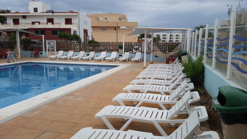 Apartamentos Vista Al Puerto サンアントニオアバド 部屋 写真